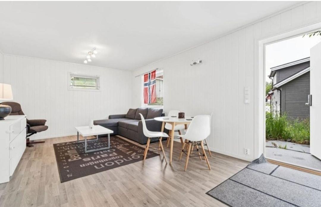 Lovely 1 Bedroom Downstairs Condo With Free Parking Place Svolvær Exterior foto